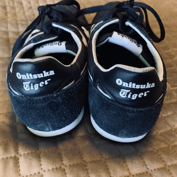COPY - Onitsuka Tiger Asics Shoes - Picture 2 of 5